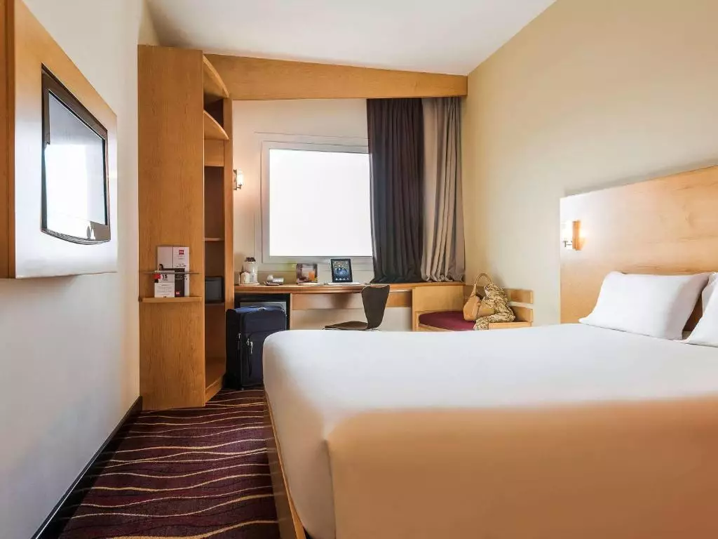 ibis Muscat